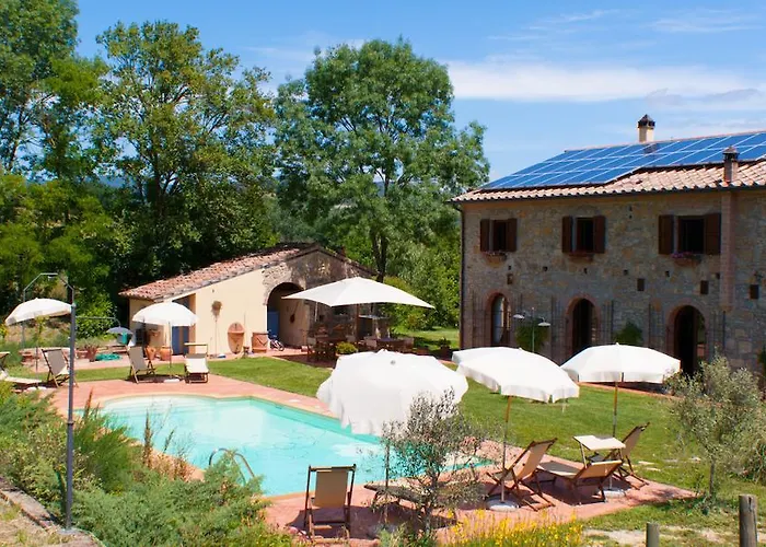 בית כפרי Podere I Melograni *